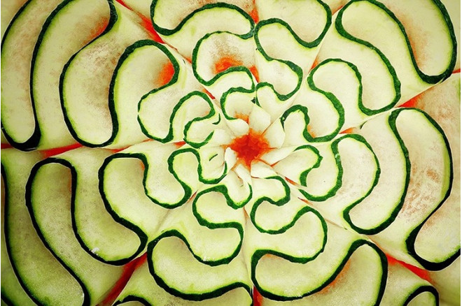 Rzeźbienie w jedzeniu