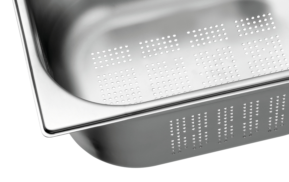 Pojemnik GN, 1/2 GN, 150mm, perforowany Bartscher