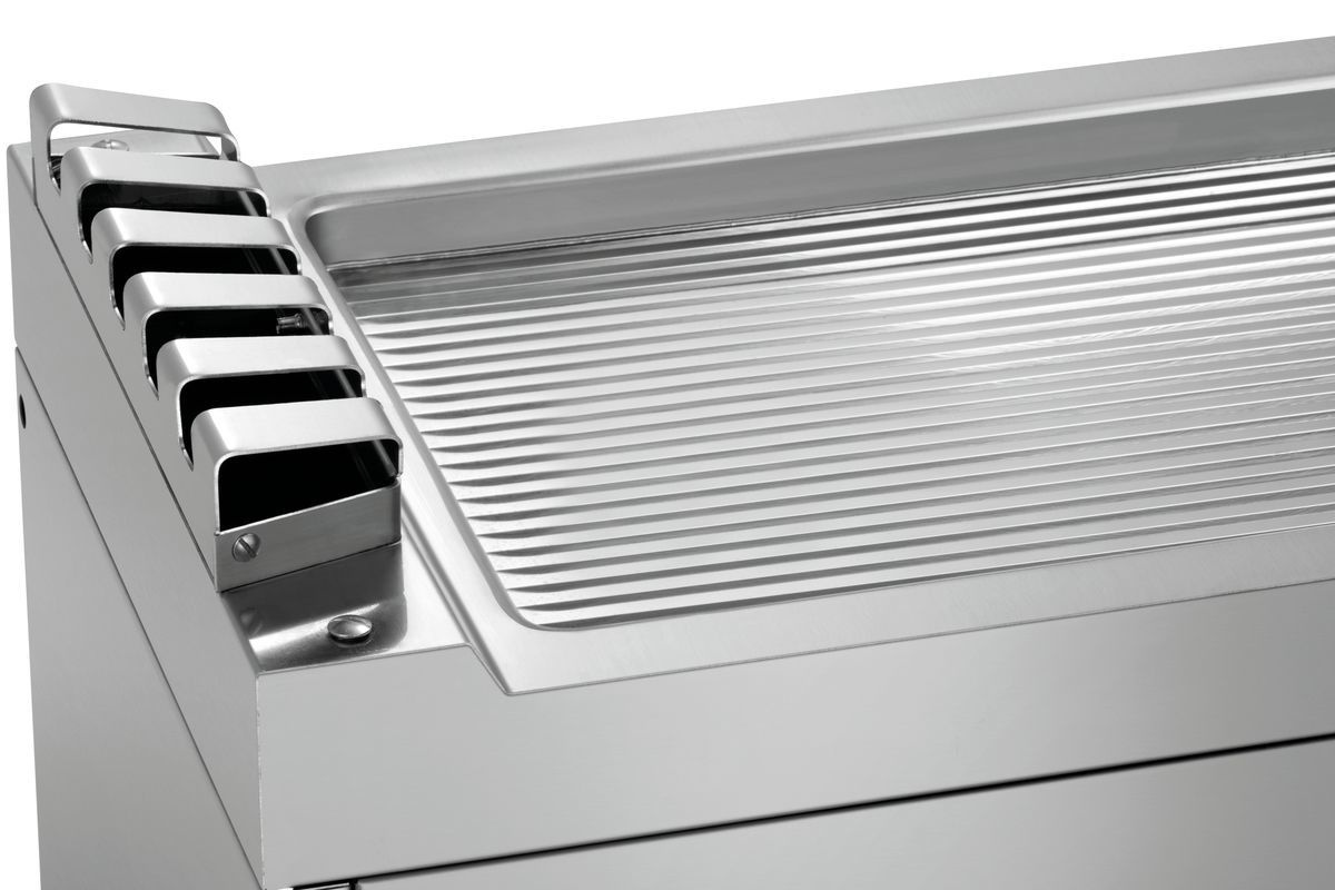 Osłona przeciwrozbryzgowa do płyty grillowej 740 Bartscher