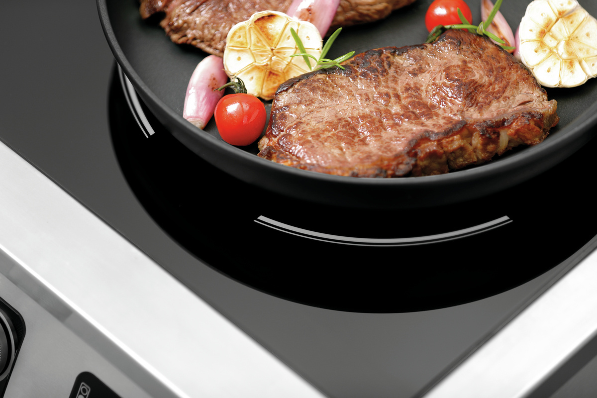 Kuchenka indukcyjna 4-palnikowa 50-1 TCK Bartscher